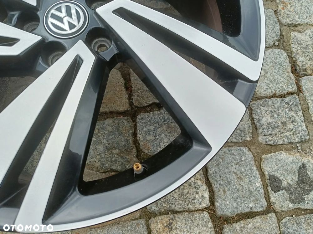 Felga aluminiowa 18 VW T-Cross T Cross 7Jx18 H2 ET39 2GM601025H - 6