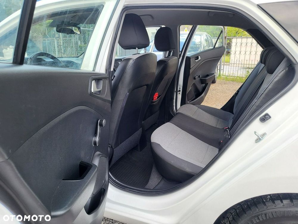 Hyundai i20 - 14