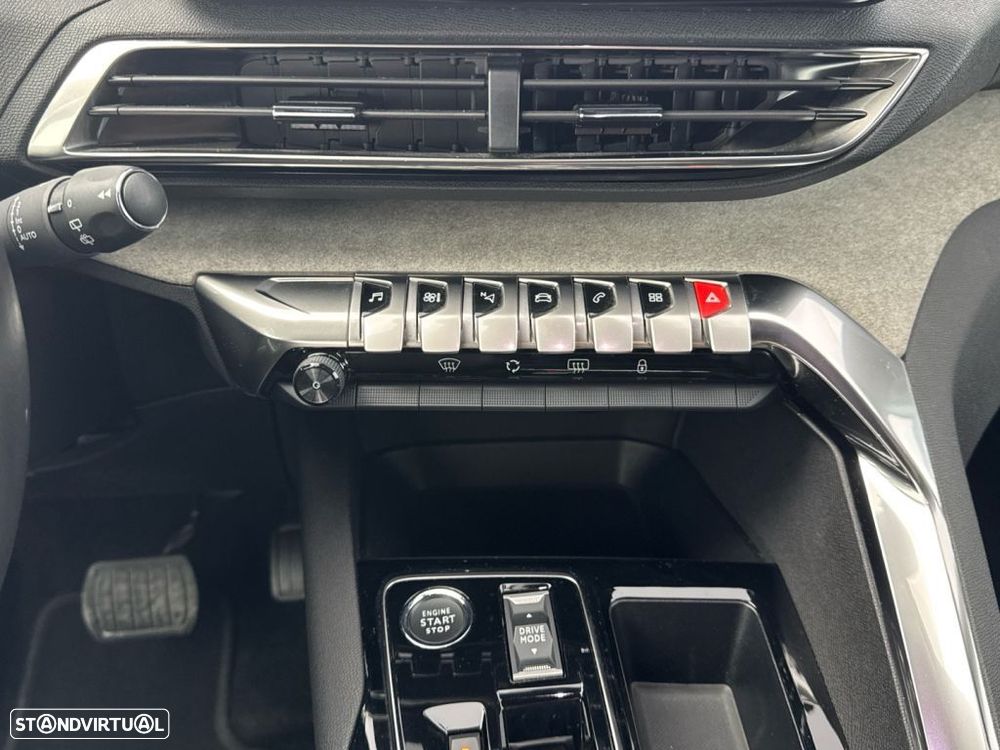 Peugeot 5008 1.5 BlueHDi Allure Pack EAT8 - 19