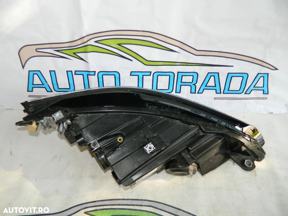 Far stanga Full LED VW Golf 8 model 2019-2023 cod 5H1941005 - 5