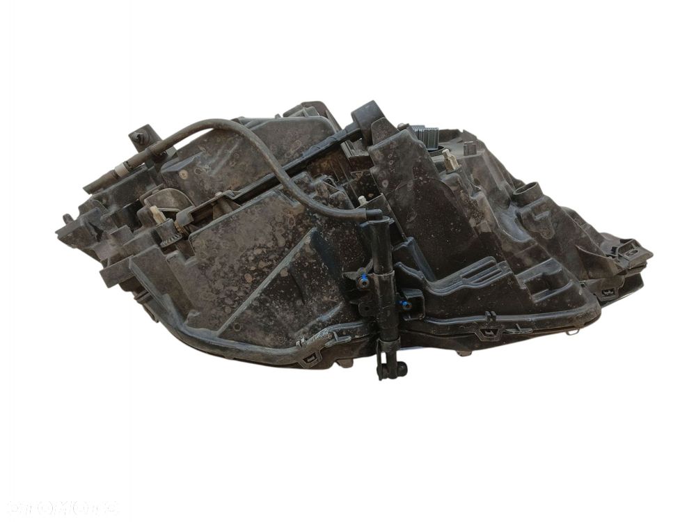 LAMPA REFLEKTOR LEWY PRZÓD VOLVO V90 CC (2016-2020) 32228318 FULL LED - 2