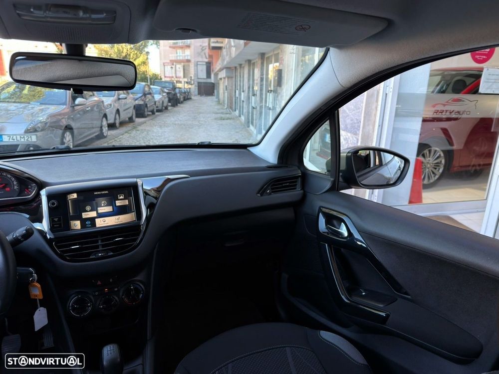 Peugeot 208 1.2 PureTech Access - 22