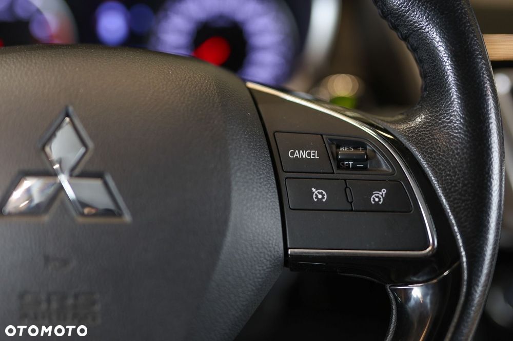 Mitsubishi Eclipse Cross - 11