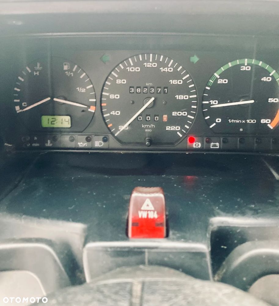 Volkswagen Transporter - 11