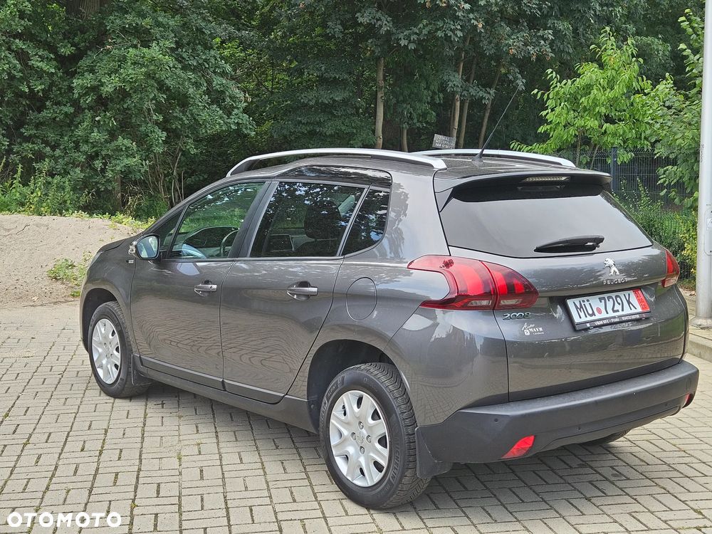 Peugeot 2008 1.6 BlueHDi Style - 2