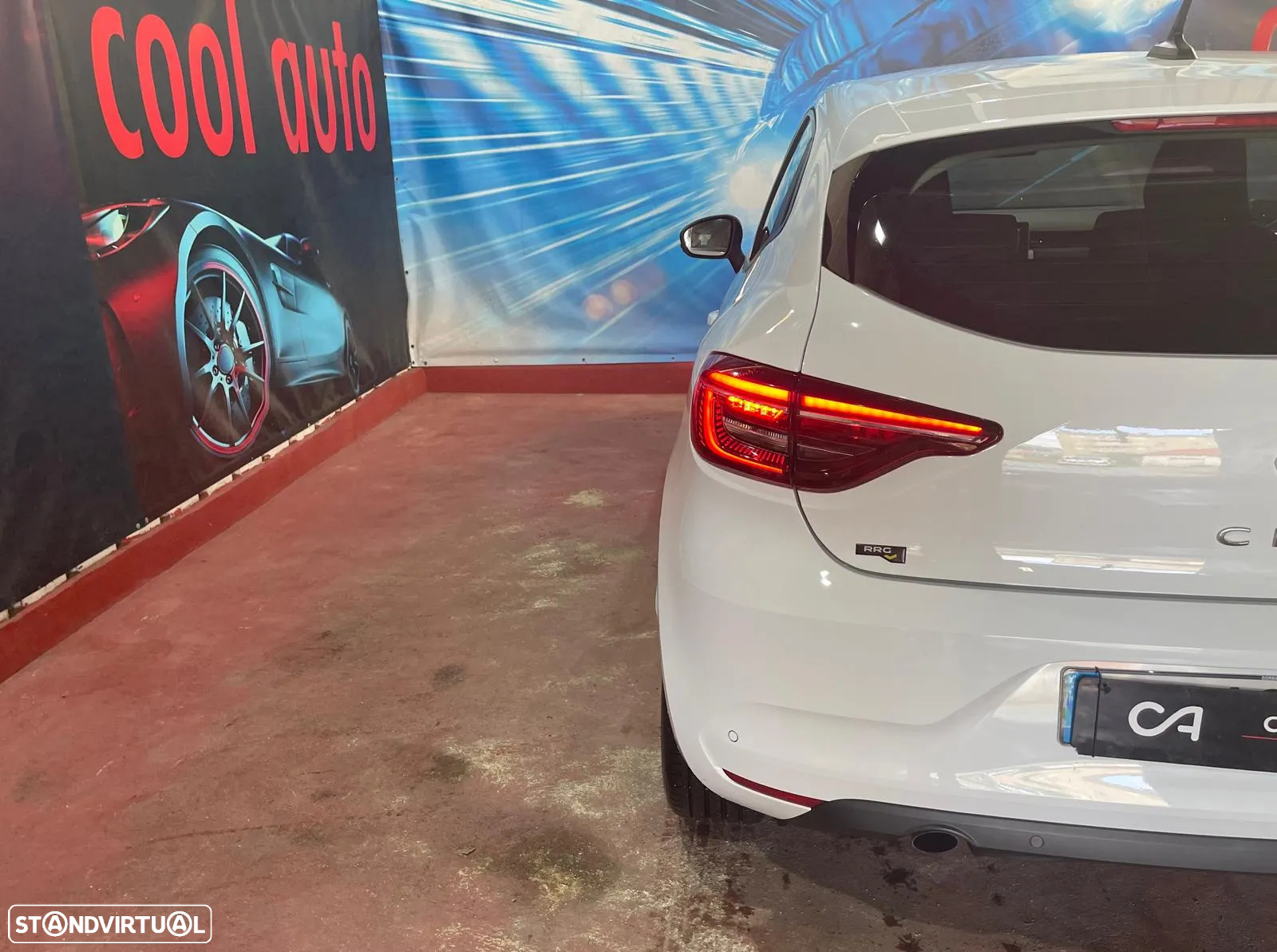 Renault Clio BLUE dCi 100 BUSINESS EDITION - 18