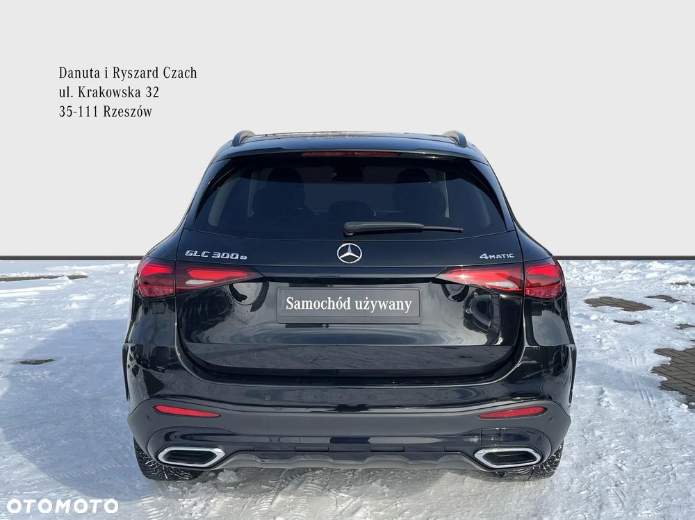 Mercedes-Benz GLC 300 e PHEV 4-Matic AMG Line - 4
