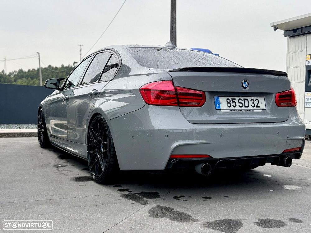 BMW 330 e iPerformance Pack M - 3