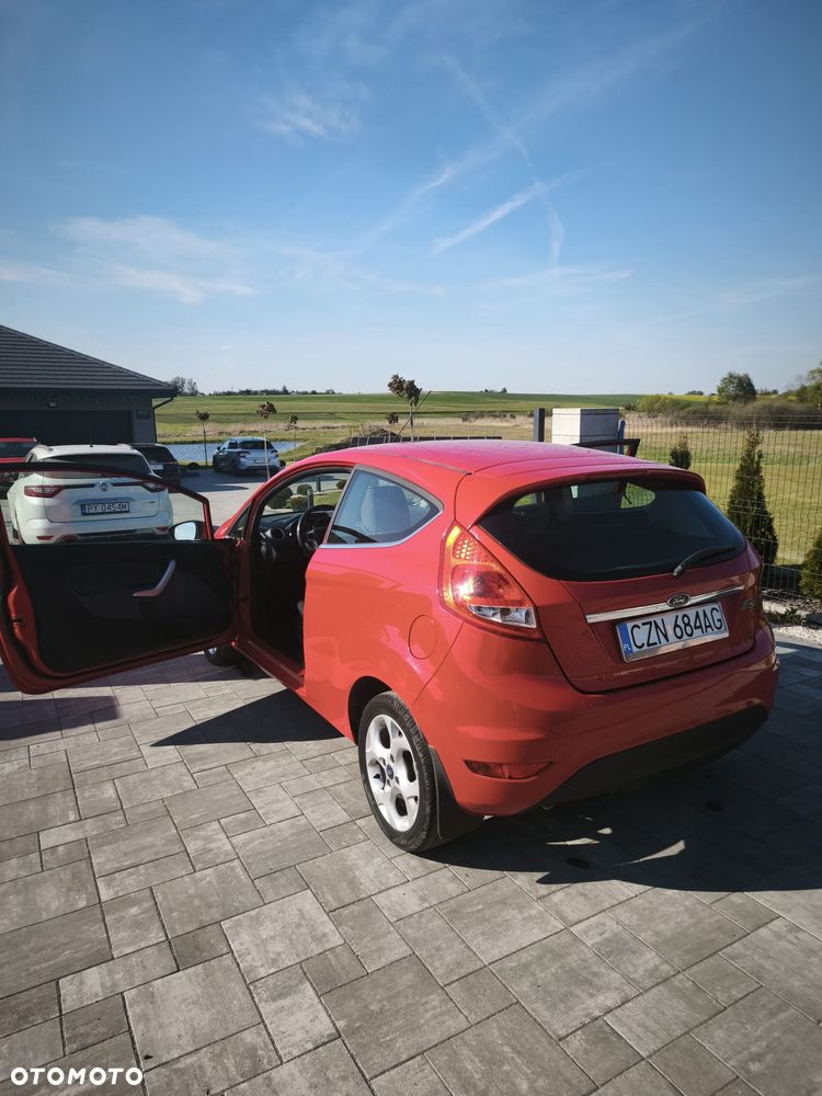 Ford Fiesta 1.25 Ambiente - 6