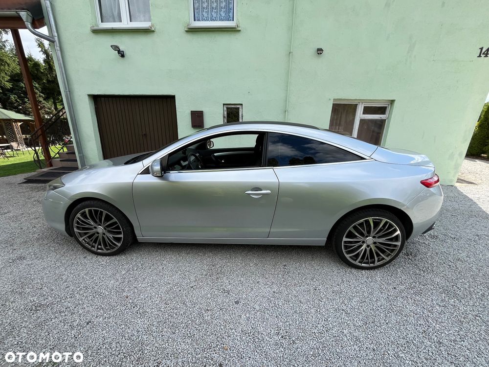 Renault Laguna Coupe dCi 150 FAP - 6