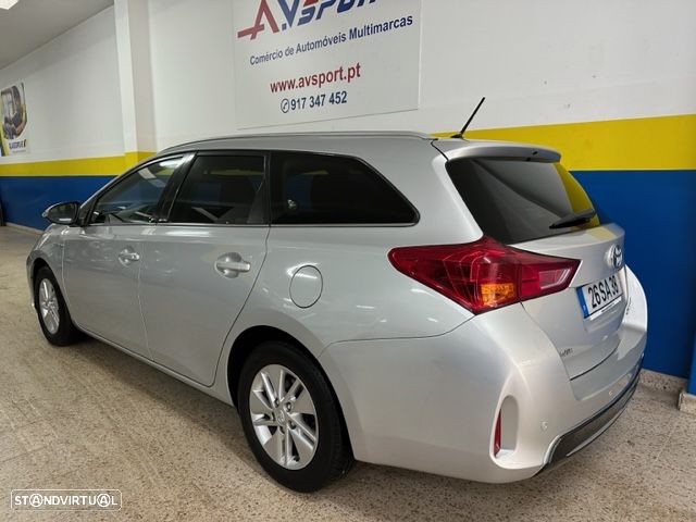 Toyota Auris Touring Sports 1.8 HSD Active - 5