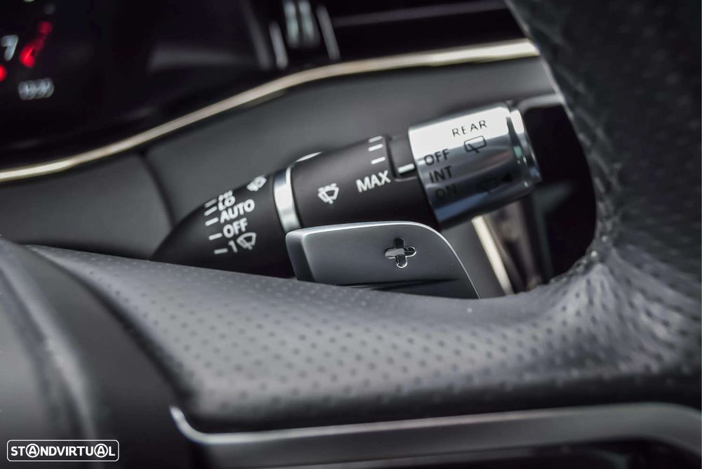 Land Rover Range Rover Evoque 1.5 P160 R-Dynamic SE Auto - 38