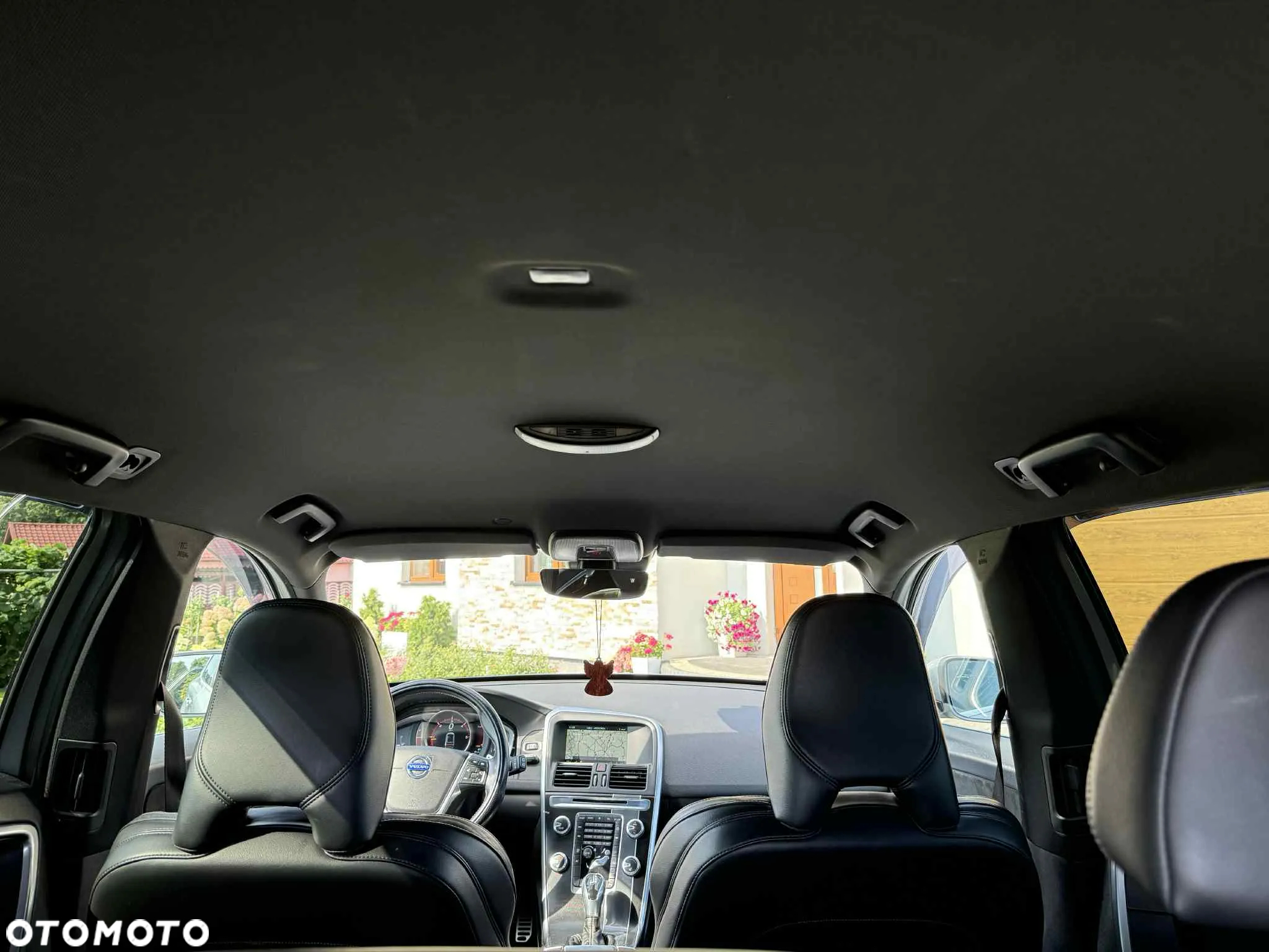 Volvo XC 60 - 25