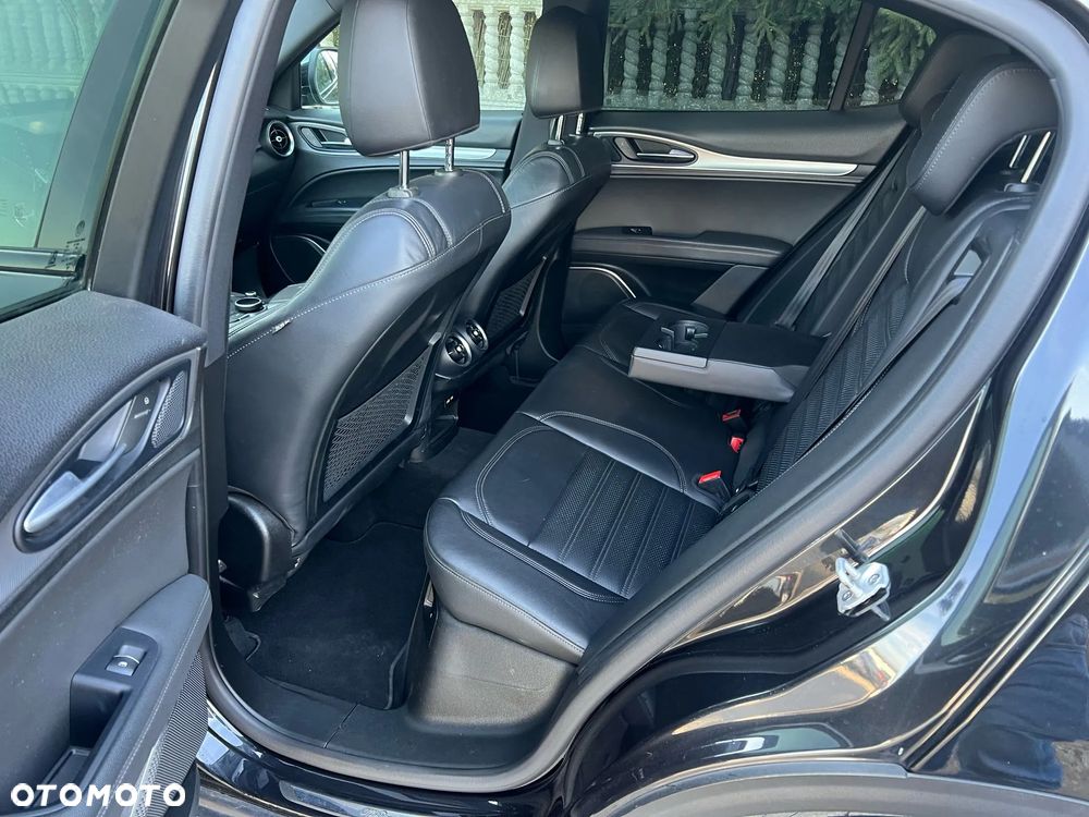 Alfa Romeo Stelvio 2.2 JTDM Executive Q4 - 19