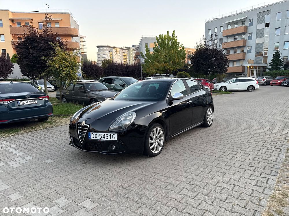 Alfa Romeo Giulietta 2.0 JTDM Distinctive - 1