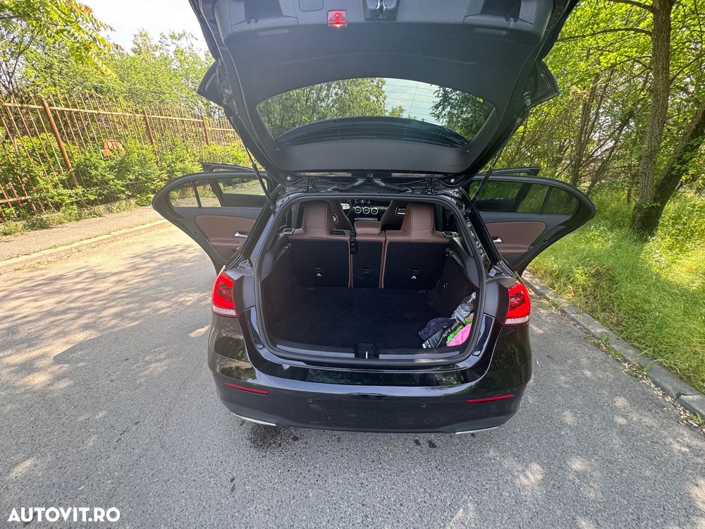 Mercedes-Benz A 250 4Matic 7G-DCT AMG Line - 11
