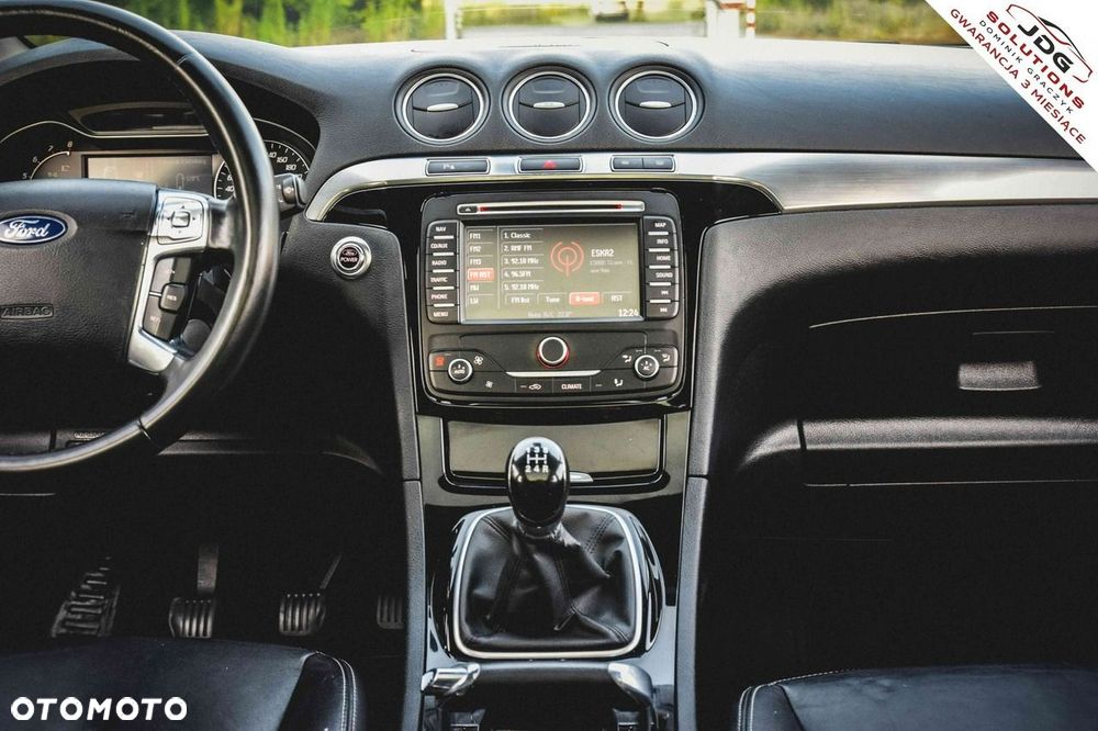 Ford S-Max 2.0 FF Titanium - 25
