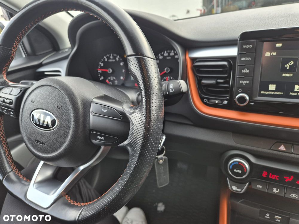 Kia Stonic 1.0 T-GDI M - 2