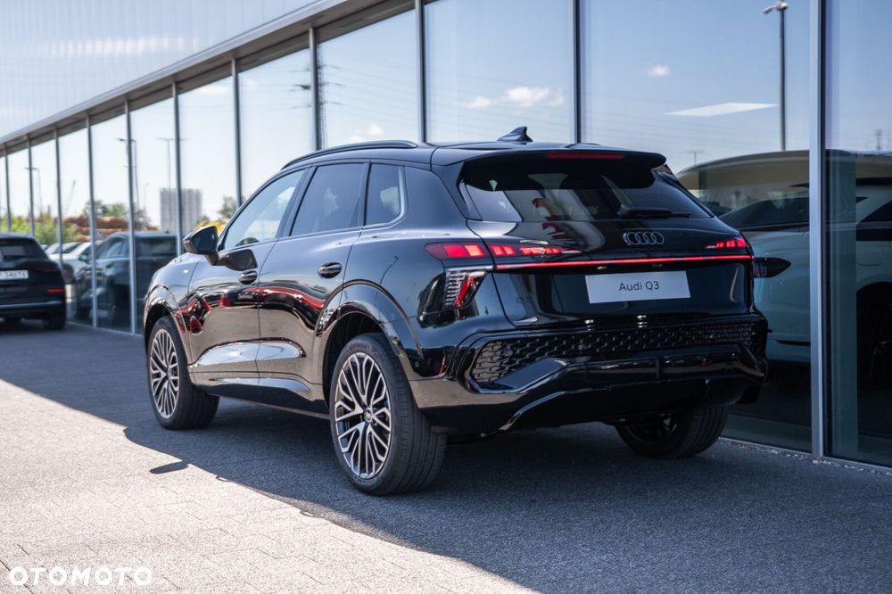 Audi Q3 TFSI mHEV 110 kW S tronic - 4