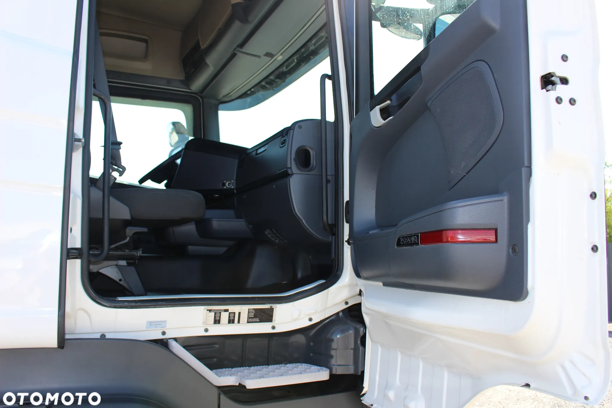 Scania R450 / STANDARD/ BL.MOSTU /RETARDER /**SERWIS**/ SUPER STAN  STAN / - 18