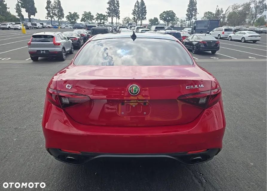 Alfa Romeo Giulia 2.0 Turbo TI Q4 - 6