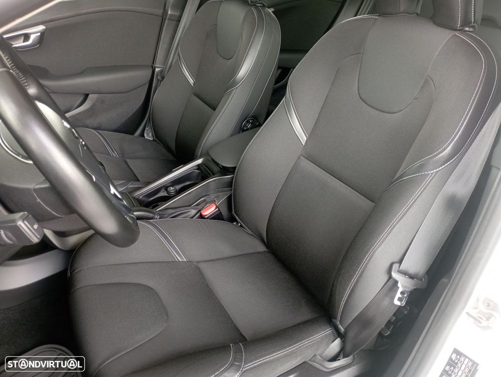 Volvo V40 2.0 D2 Momentum - 15