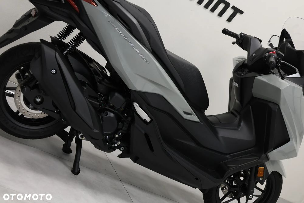 Honda NSS - 14