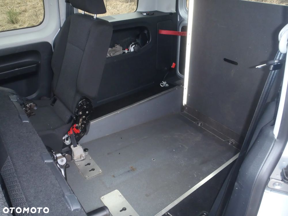 Volkswagen Caddy 2.0 TDI (5-Si.) Trendline Blue Motion - 10