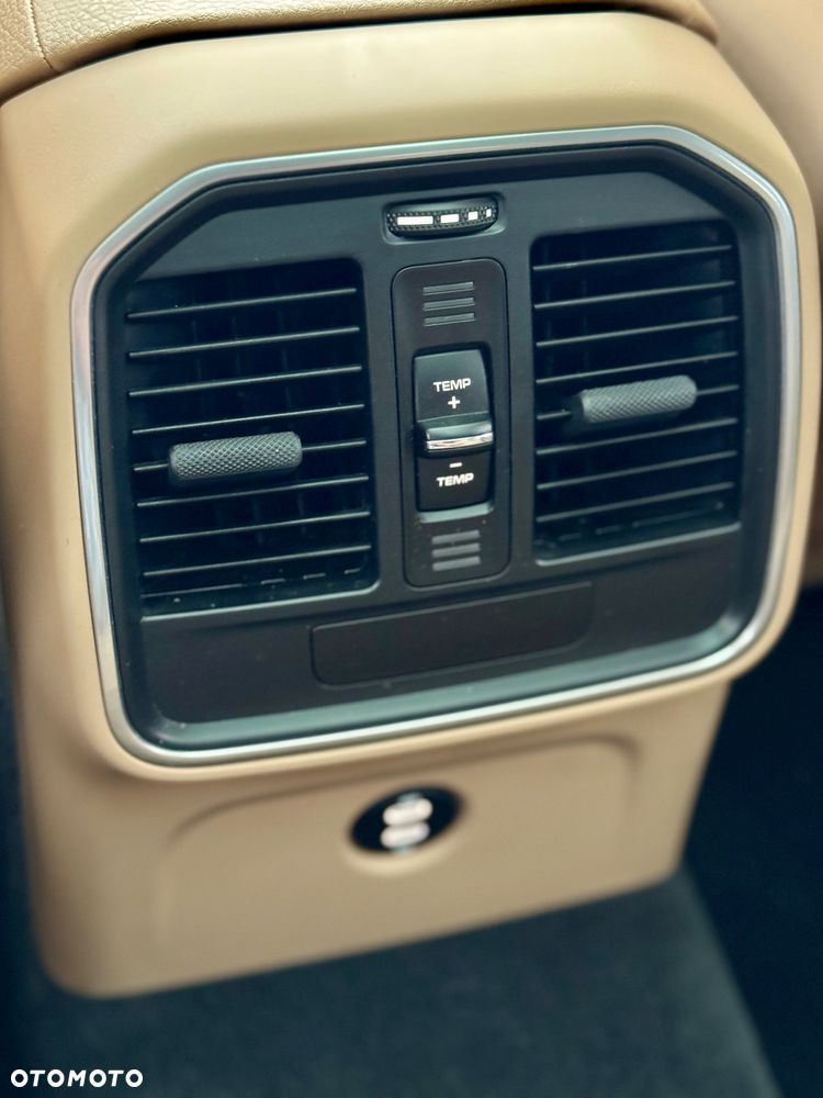 Porsche Macan Standard - 29