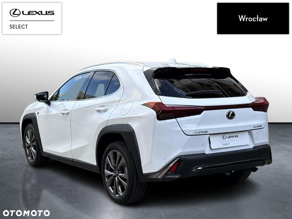 Lexus UX 300h F Sport Design - 3
