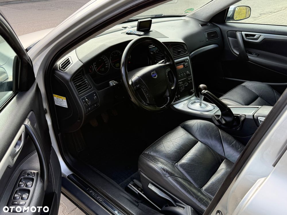 Volvo V70 2.4 Premium - 9