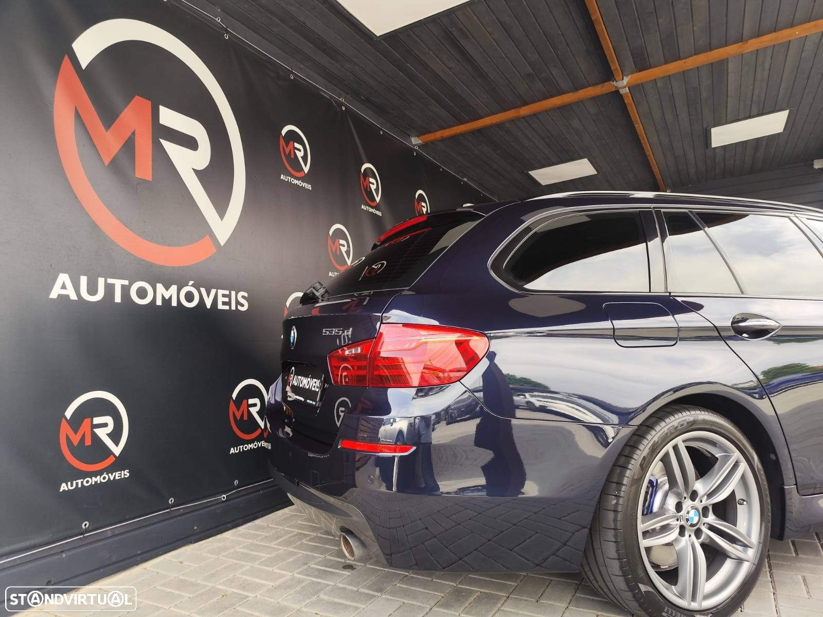 BMW 535 d xDrive Pack M Auto - 40