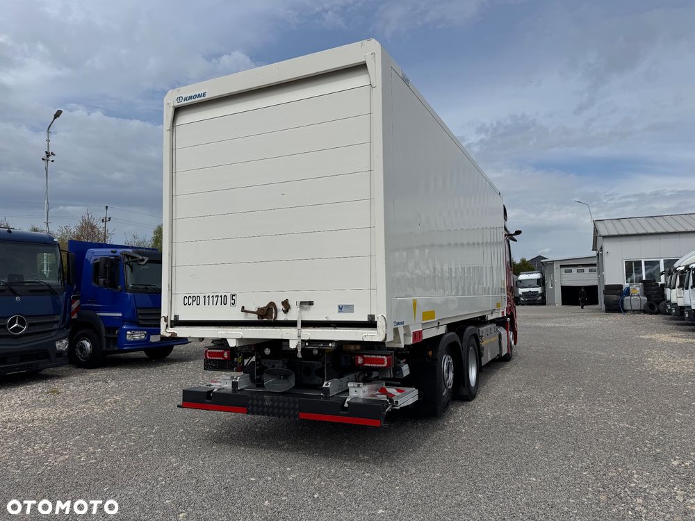 Mercedes-Benz Actros - 10