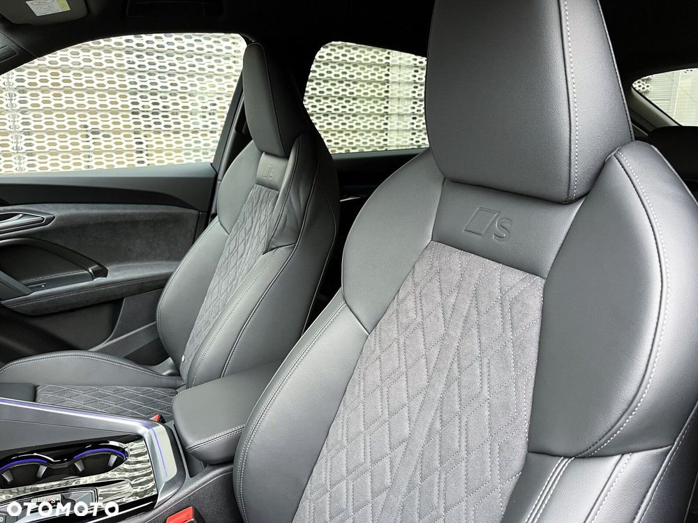 Audi Q5 Sportback - 23