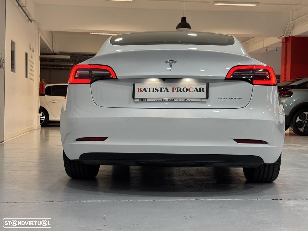 Tesla Model 3 - 17