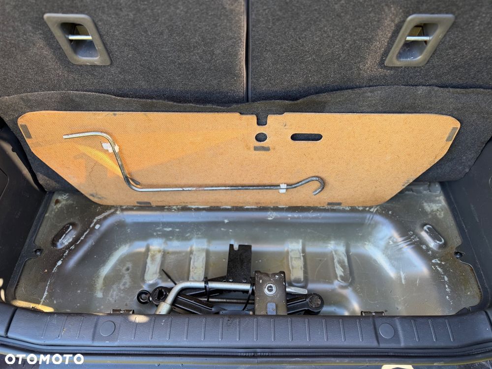 Suzuki Jimny - 11