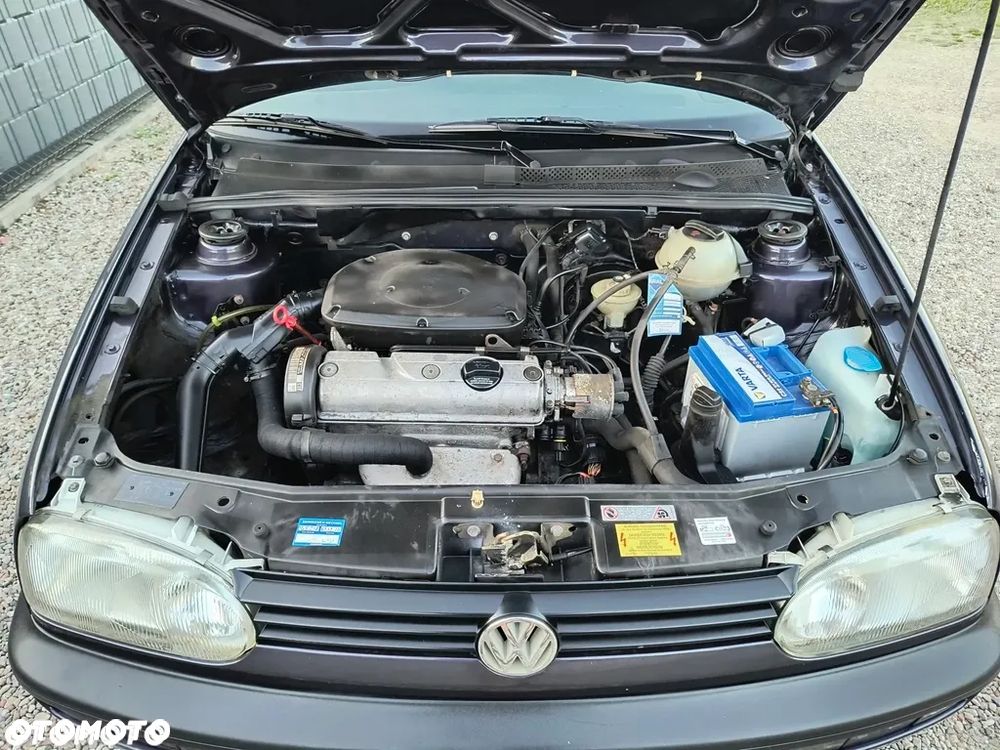 Volkswagen Golf - 21