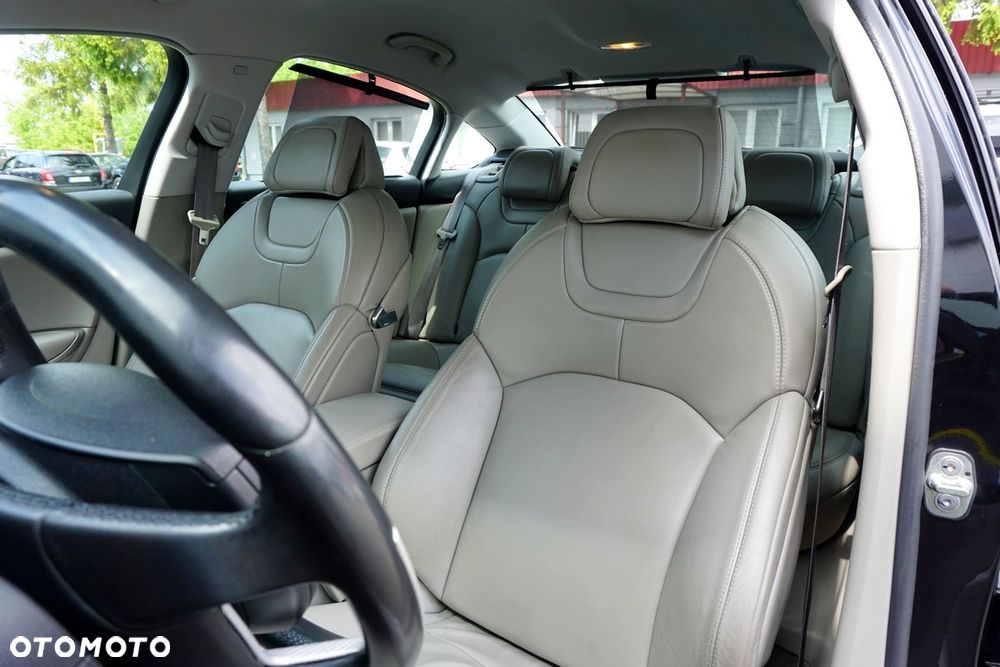Citroën C5 2.0 HDi Exclusive - 23