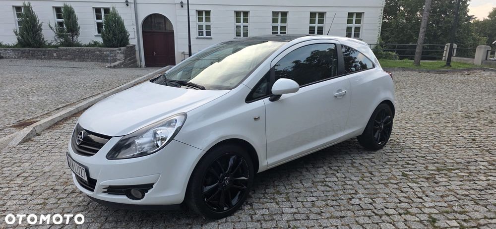 Opel Corsa 1.4 16V Color Edition - 1