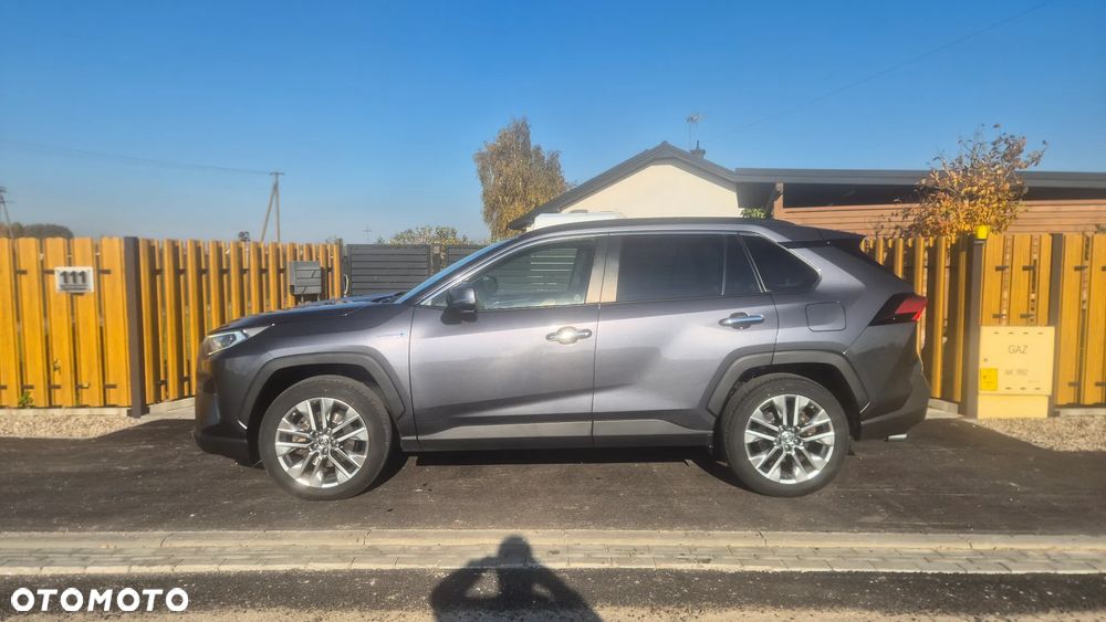 Toyota Rav4 2021 photo 3