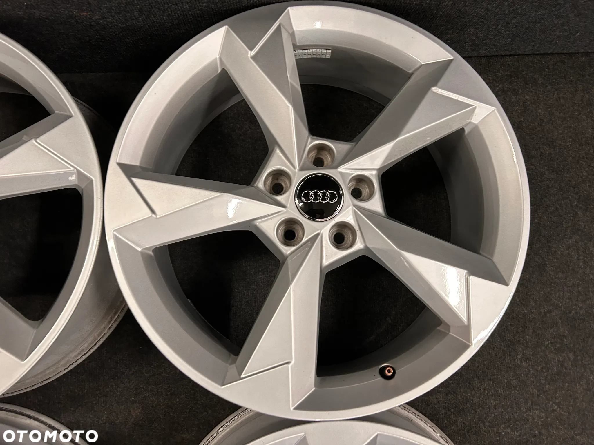 Alufelgi Audi Q3, A3, A4 B7, Skoda Kodiaq, Karoq, VW Tiguan, T-Roc 19 cali 5x112 4szt. ŁADNE! - 4