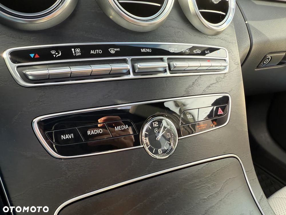 Mercedes-Benz Klasa C 220 d 9G-TRONIC - 12