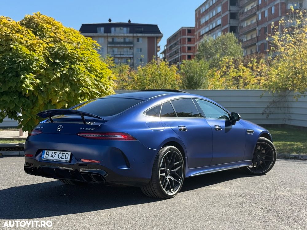 Mercedes-Benz AMG - 5