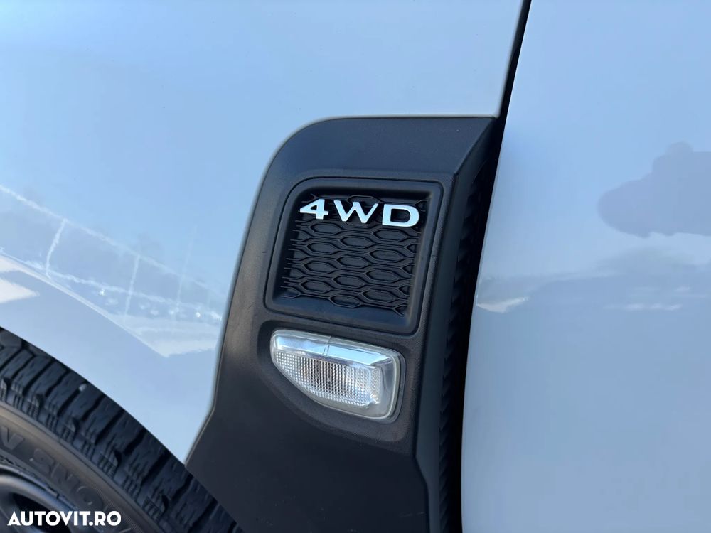 Dacia Duster 1.5 Blue dCi 4WD Essential - 10