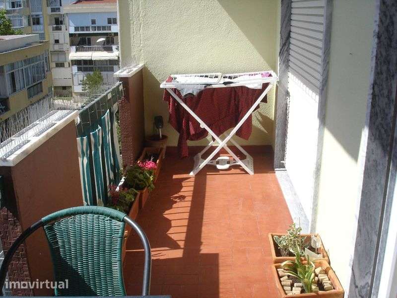 Oeiras T2  c/Arrecadação - Grande imagem: 3/12