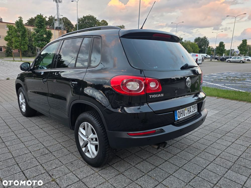 Volkswagen Tiguan - 8