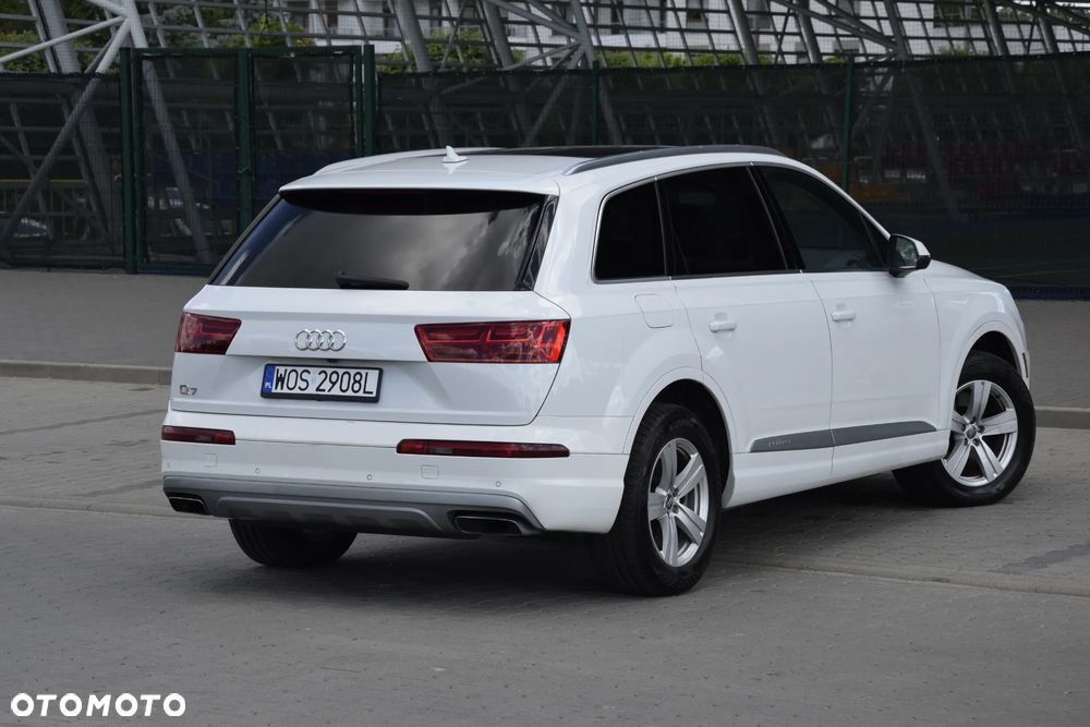Audi Q7 - 7