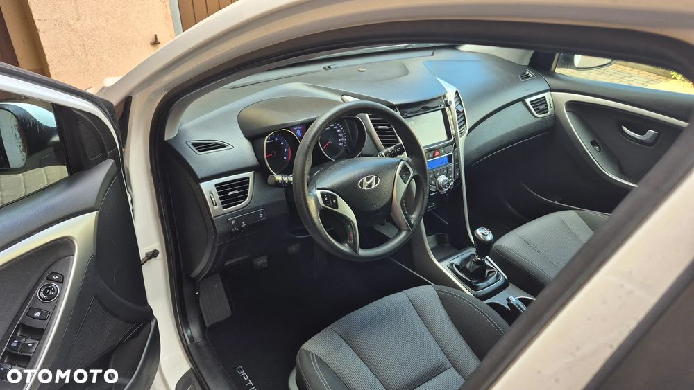 Hyundai i30 1.4 BlueDrive Comfort - 9