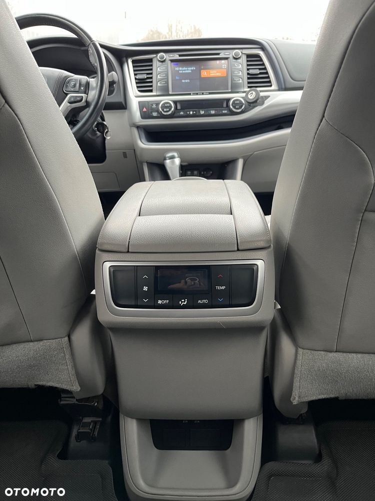 Toyota Highlander - 13