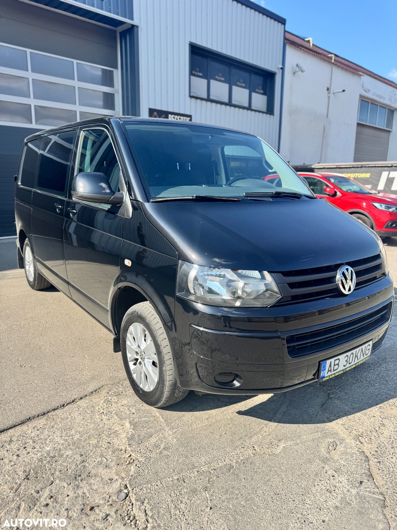 Volkswagen Transporter - 1